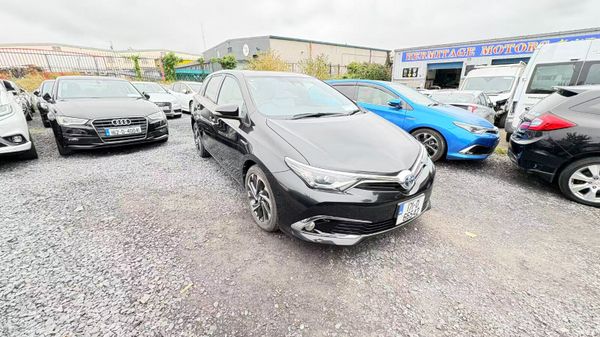 Toyota Auris 1.8 Hybrid 2017 371280456