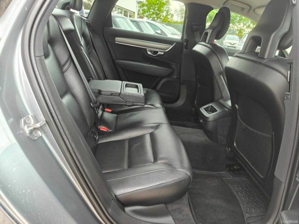 Volvo S90 D3 150hp Momentum Auto 371295408