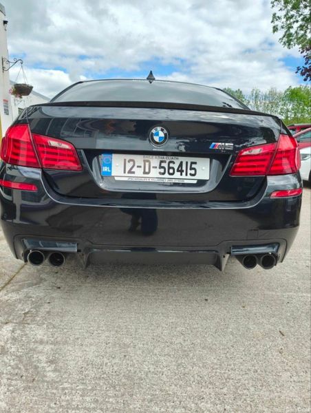 BMW M5 M5 4.4 Twin Turbo V8 371296421