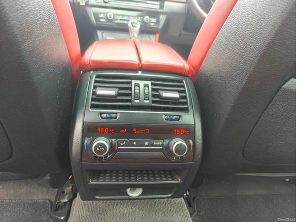 BMW M5 M5 4.4 Twin Turbo V8 371296437