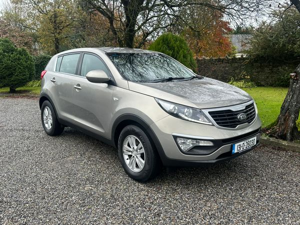 Kia Sportage Low KM's 371353299