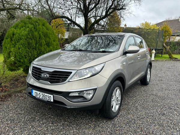 Kia Sportage Low KM's 371353311