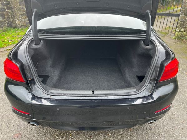 BMW 5-Series 530d SE Auto 371468823