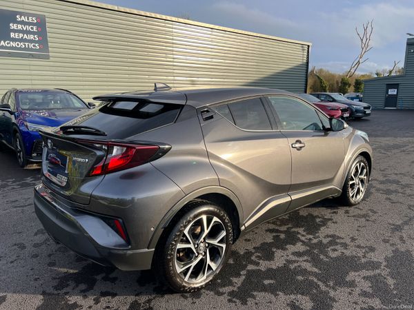 2021 Toyota CH-R Design 1.8 CVT Hybrid 371427991