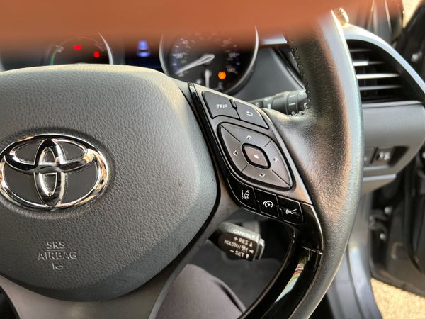 2021 Toyota CH-R Design 1.8 CVT Hybrid 371427999