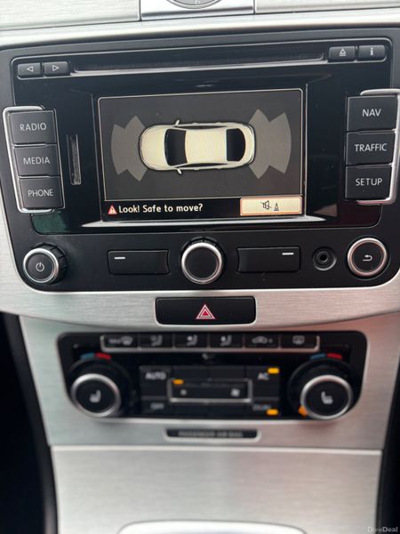 Volkswagen Passat 2012 371437280