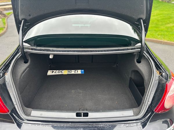 Volkswagen Passat 2012 371437283