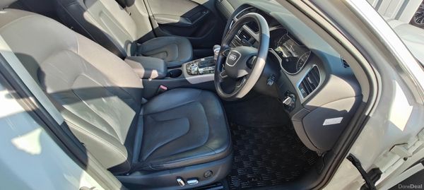 132 Audi A4 Avant S-Line Estate 371633007