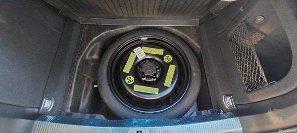 132 Audi A4 Avant S-Line Estate 371633019