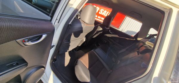 Honda fit Hybrid high spec 371706481