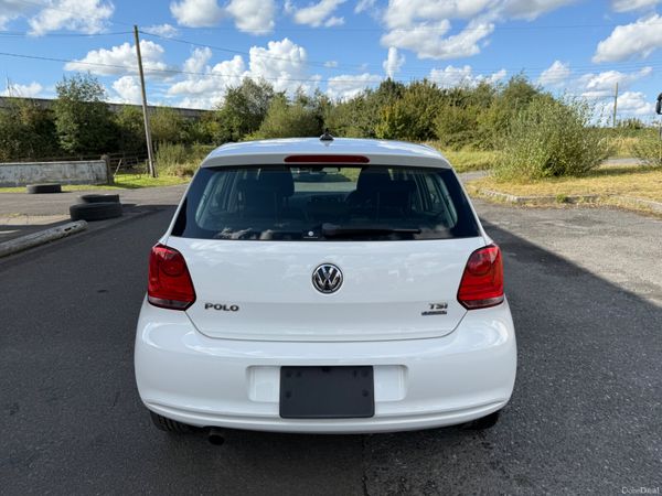 VOLKSWAGEN POLO ( 2015 ) 1.2L PETROL AUTOMATIC 371720137