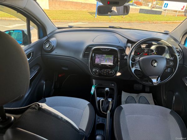 Renault Capture 2015 Auto 56,000 kms 371808579