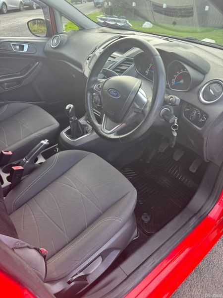 161 Ford Fiesta Zetec 1.0L.. F.S.H.. NOT ECOBOOST 371997227