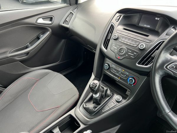 2015 Ford Focus Zetec S 1.5 TDCI 372199709