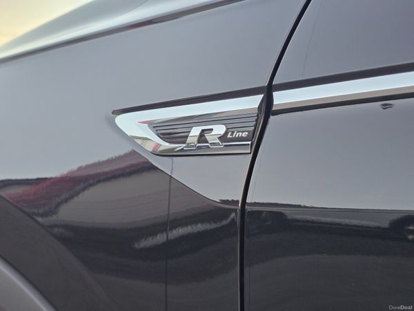 2019 VW TIGUAN R LINE  MINT CONDITION 372372539