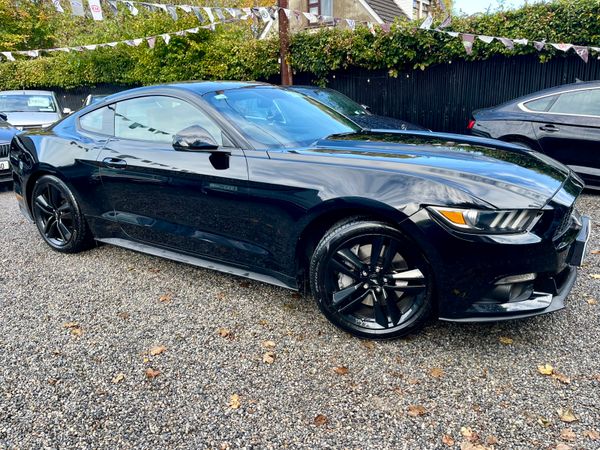 Ford Mustang 2.3 Black Edition STUNNING CONDITION 372390474