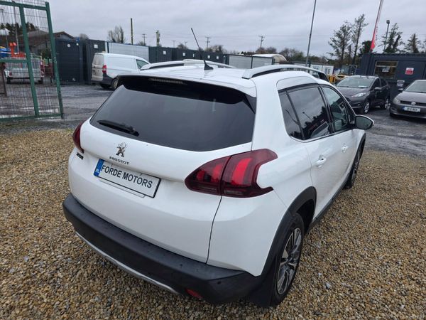 Peugeot 2008 2019 372524881