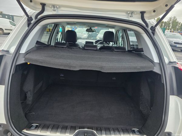 Peugeot 2008 2019 372524888