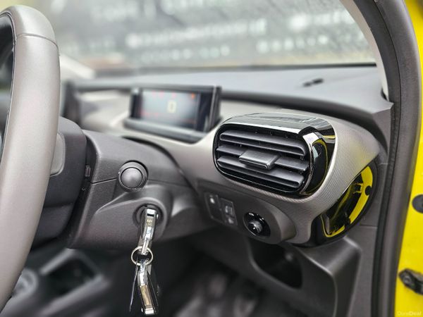 CITROEN C4 CACTUS // MINT CONDITION // 05/26 NCT 372683001