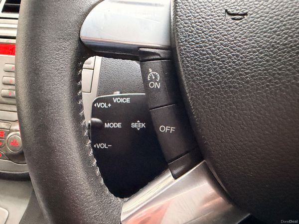 Ford Kuga 2012 4X4 Automatic 372866727