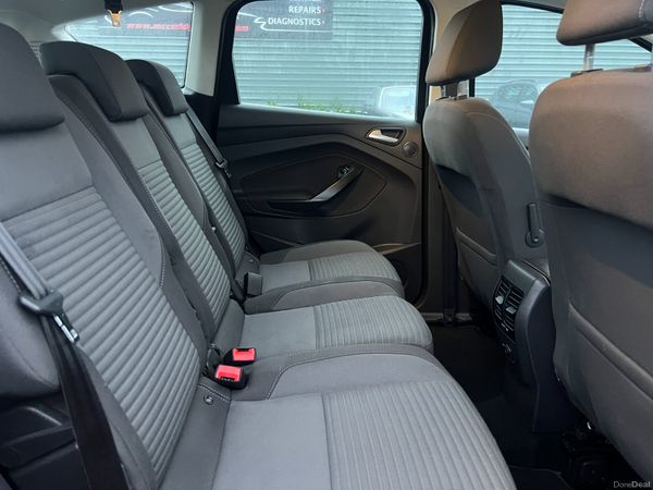 2015 (152) Ford C-Max Titanium 1.5 TDCI 372896817