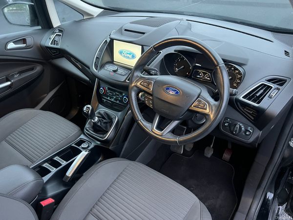 2015 (152) Ford C-Max Titanium 1.5 TDCI 372896821