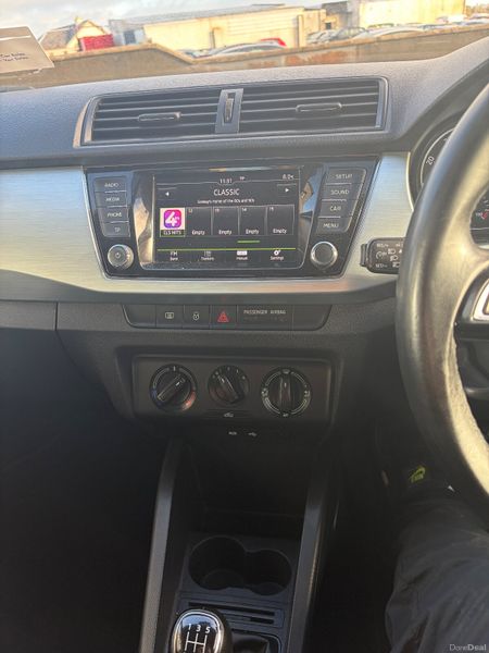 Skoda Fabia 2017 372820760