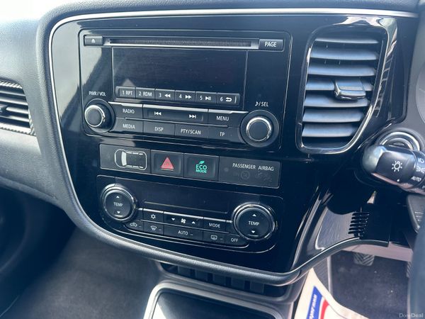 Mitsubishi Outlander 4 WD 7 Seater 372963991