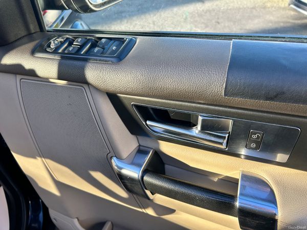 2012 LAND ROVER DISCOVERY 3.0d 5 SEATER 372999589