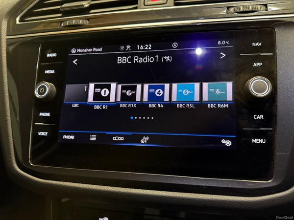 221 VW Tiguan 1.4 TSi E Life DSG 372917140