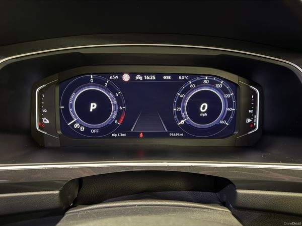 221 VW Tiguan 1.4 TSi E Life DSG 372917149