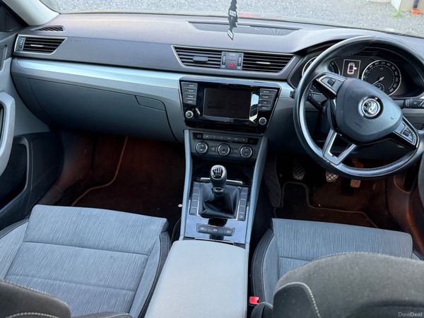 2016 Skoda Superb Estate Ambition 373262265