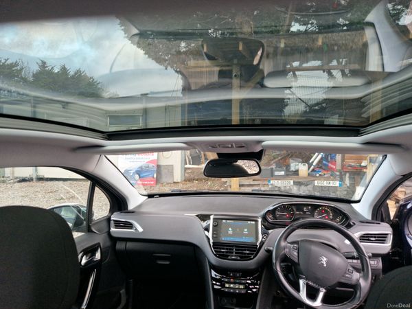 2017 Peugeot 208 Pan Sunroof| 1.2 Petrol Auto 373371513