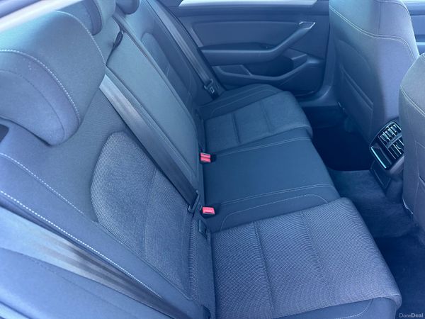 Volkswagen Passat 2.0 TDI 150 bhp 373306493