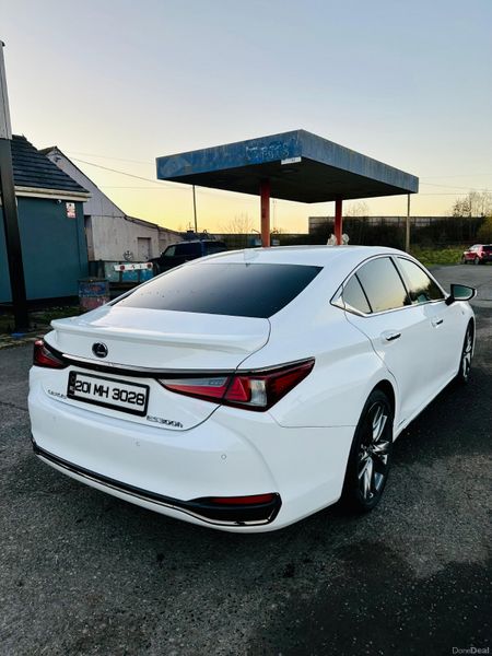 Lexus ES 2020 373337259