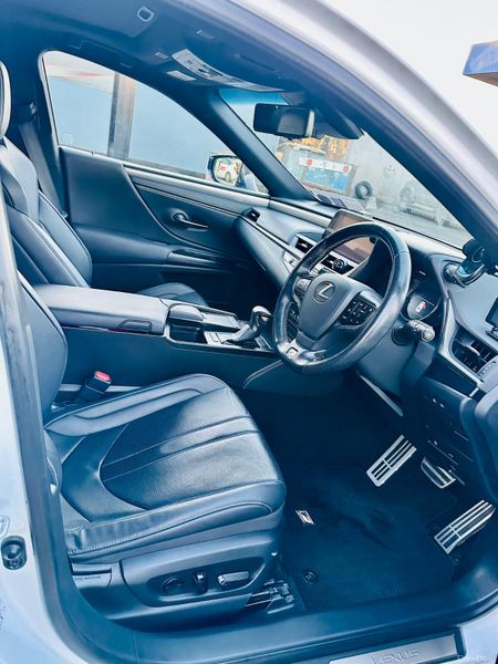 Lexus ES 2020 373337306