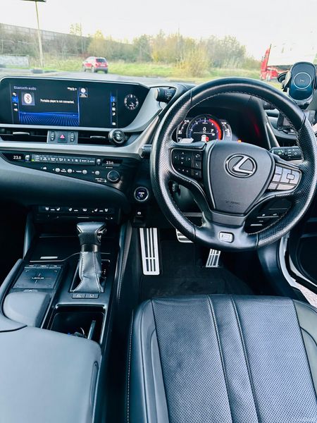 Lexus ES 2020 373337322