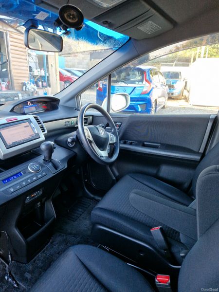 2014 Honda Freed Self charging hybrid 373449859