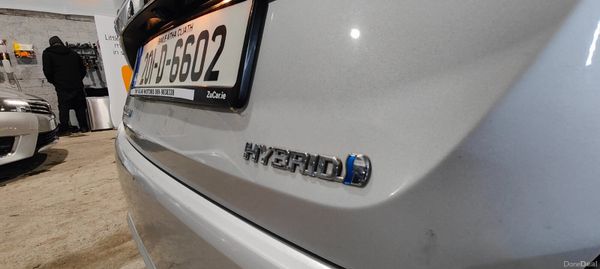 201 - Toyota Corolla 1.8 Petrol Hybrid NCT 2028 373491744