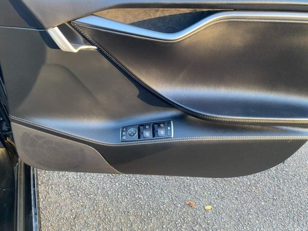 Tesla Model S performance ludicrous awd 2019 373587302