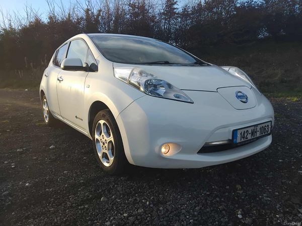 Nissan Leaf 2014 373589573