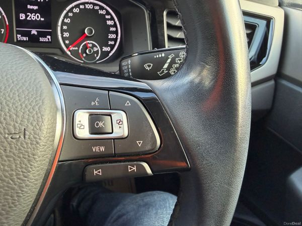 202 Volkswagen Polo Auto 1.0 373746409