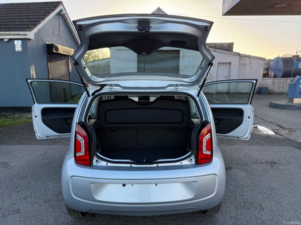 Volkswagen up! 2013 1.0L AUTOMATIC PETROL 373709251