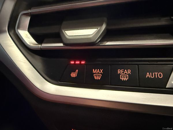 212 BMW 330E  M-Sport Pro /M Perf Touring 373712760