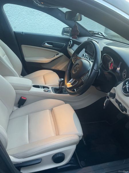 Mercedes-Benz CLA 2017 373727987