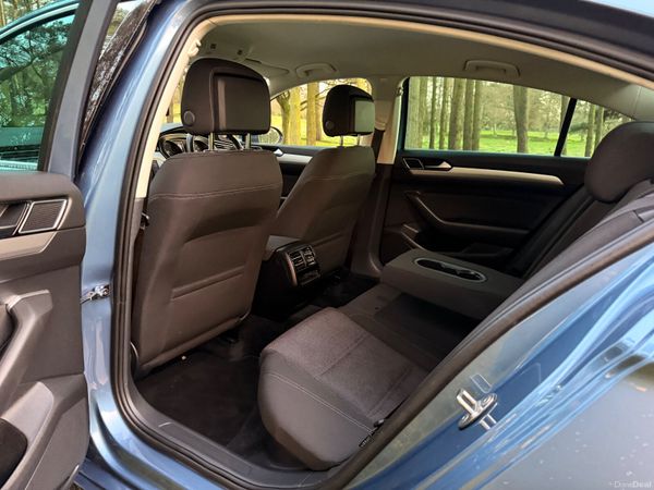 Volkswagen Passat 2.0 TDI Bluemotion 373845293