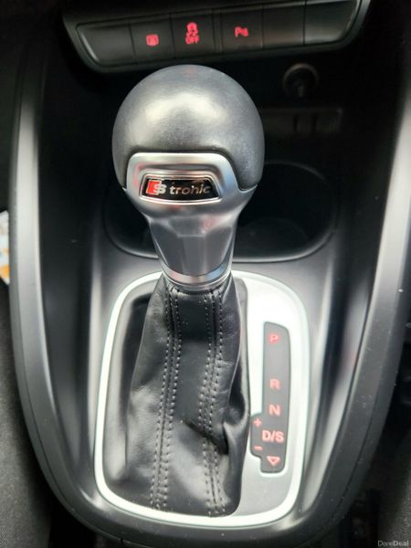 Audi A1 2016 373863887