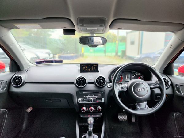 Audi A1 2016 373863889