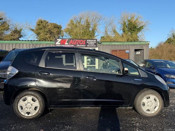 2013 Honda Fit Hybrid 373968344