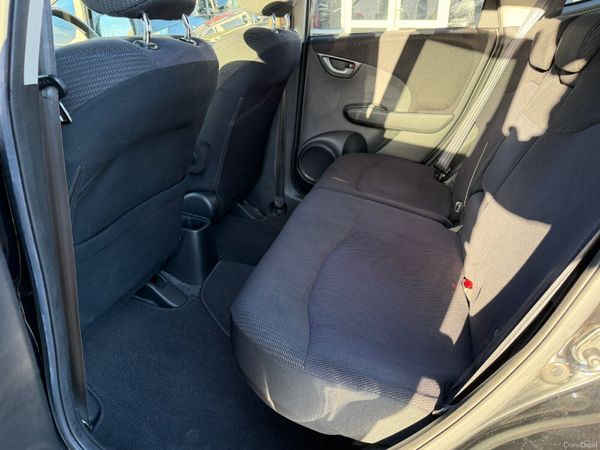 2013 Honda Fit Hybrid 373968371